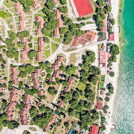 Medena-5 By Interhome *