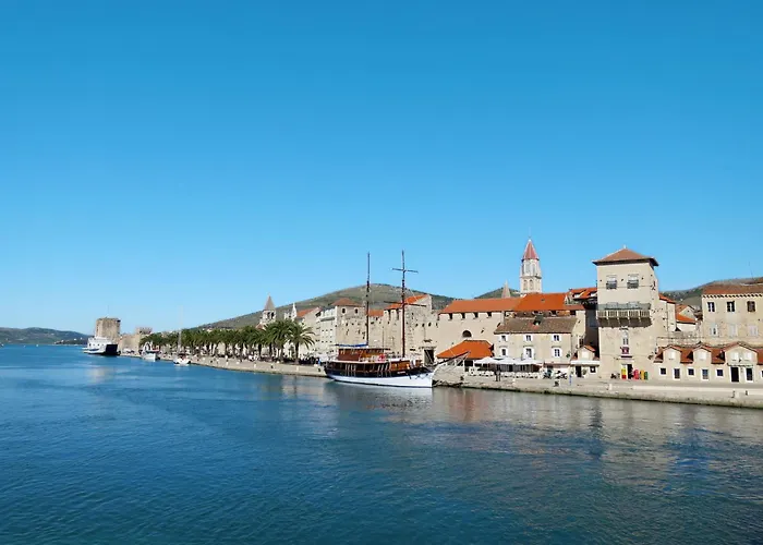 Apartamento Medena-5 By Interhome Trogir